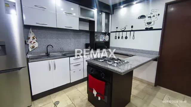 EN VENTA LINDO APARTAMENTO, EN LA URBANZACIÓN EL ENCANTADO HUMBOLDT