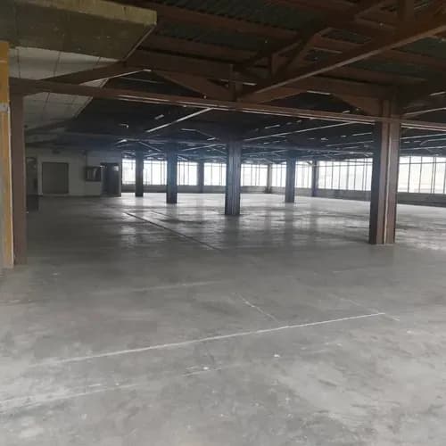 (#1329) Piso Industrial De 965 M2 En Boleita Norte, Piso 3