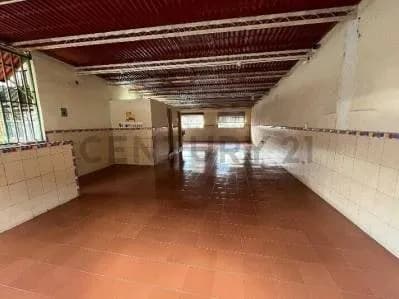 JARDINES DEL VALLE. 2x1 PRECIO DE OPORTUNIDAD. Casa + Local Comercial