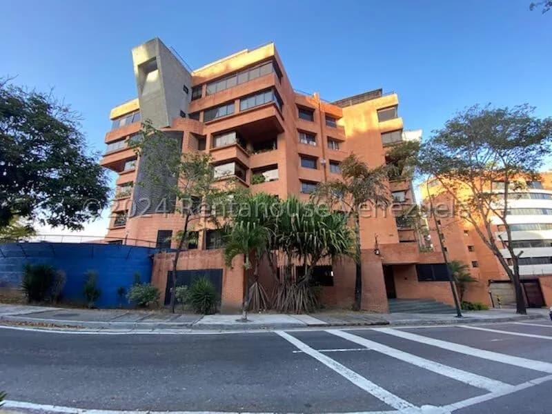 Apartamento (Multiples Niveles) en Venta en Los Samanes, Distrito Metropolitano