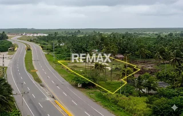 EN VENTA TERRENO DE 7.056 METROS CUADRADOS, A ORILLA DE CARRETERA NACIONAL MORÓN CORO, CERCANO AL RETORNO, EN TUCACAS.