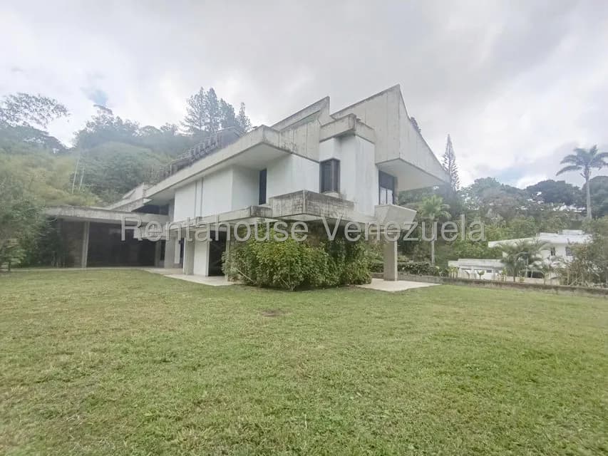 Casa (Multipes Niveles) en Venta en La Lagunita Country Club, Distrito Metropolitano