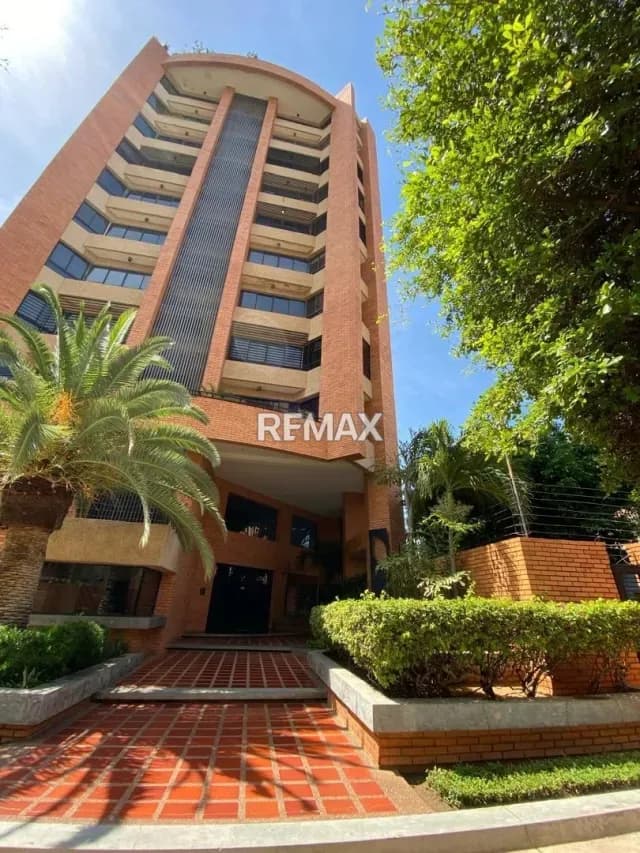 Apartamento en Residencias Paraíso, Indio Mara. En Venta