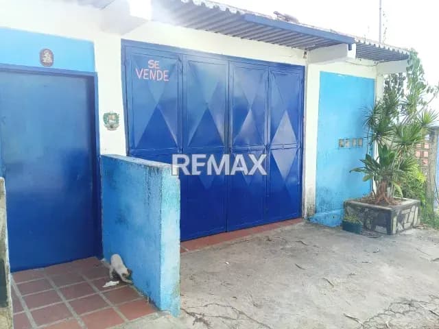 CASA LAS BRISAS DE CHARALLAVE