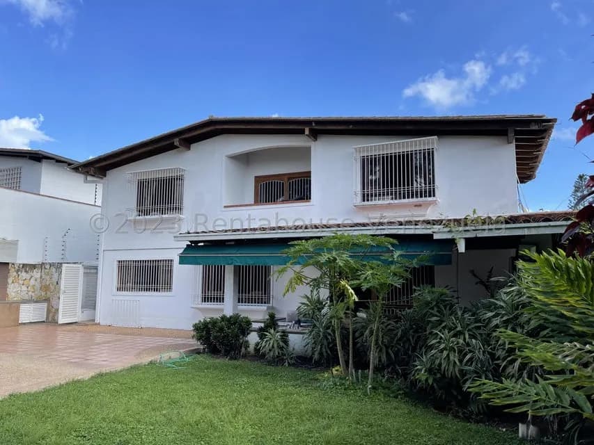 Casa (Duplex) en Venta en Macaracuay, Distrito Metropolitano