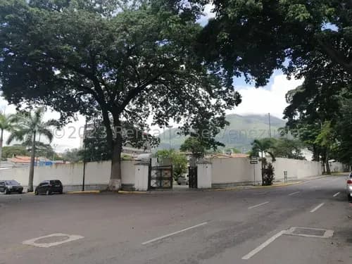 Terreno En Venta En El Bosque Cda 24-23101 Yf