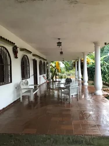 En Venta Casa Campestre En San Diego Sector El Polvero Yt