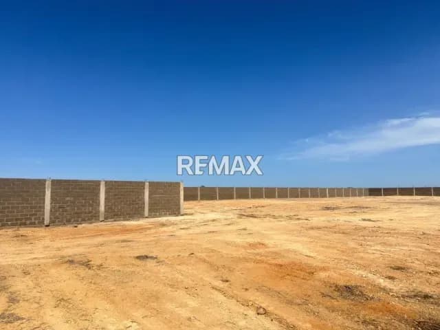 Terreno en Venta, Calle Ceuta, Puerta Maraven.
