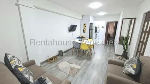 En Venta: Impecable Apartamento Remodelado En Planta Baja Chacao 26-20346