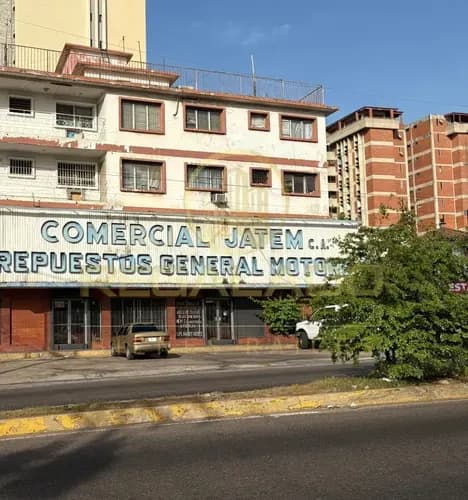 Sev-049 Zona Norte Edificio Repuestos Jatem Avenida Delicias