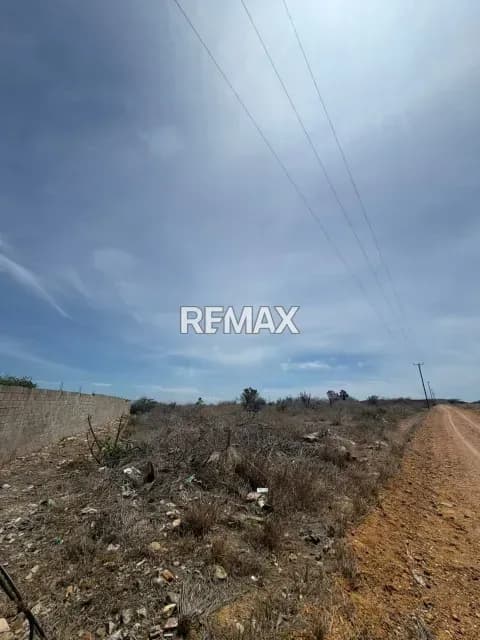 EN VENTA TERRENO EN VIA PLAYA EL YAQUE