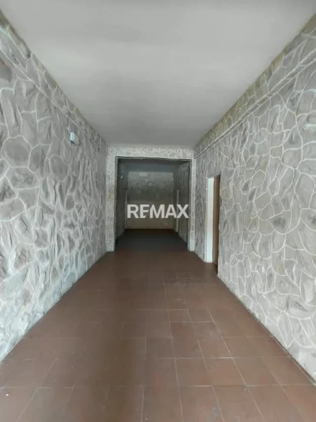 En alquiler Local Comercial 1er piso