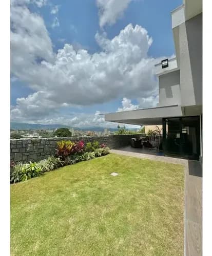 Casa En Venta En El Marques 4h+s/ 6b/ 4p