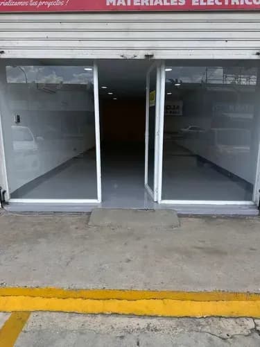 Alquilo Local 65m Oficina De Ventas