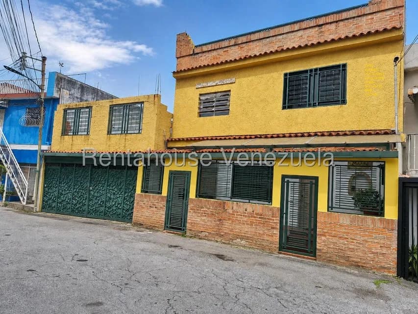 Casa (Multipes Niveles) en Venta en Los Chorros, Distrito Metropolitano