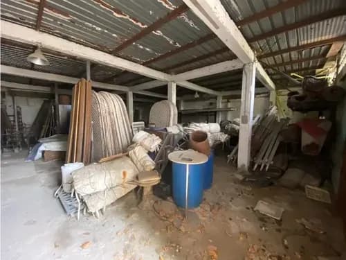 Se Vende Edificio/terreno 900m² /5b/18p - El Cementerio