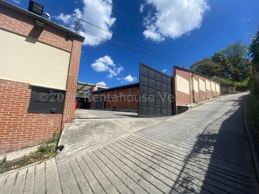 Comercial (Local Comercial) en Venta en Parcelamiento El Prado, Miranda