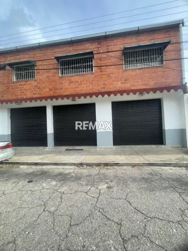 Local Comercial En Piñonal