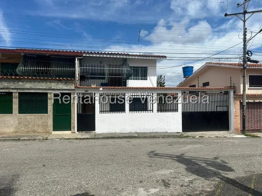 Casa (1 Nivel) en Venta en Las Acacias, Trujillo
