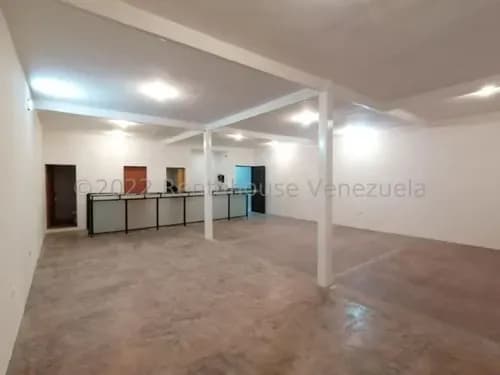Lcda. Milagros Carrasquel Local Alquiler Barquisimeto Lara Zona Este Nueva Segovia Economica Comercial Economico Código Inmobiliaria Rent-a-house 24-15223