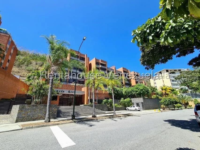 Apartamento (1 Nivel) en Alquiler en Lomas de La Alameda, Distrito Metropolitano