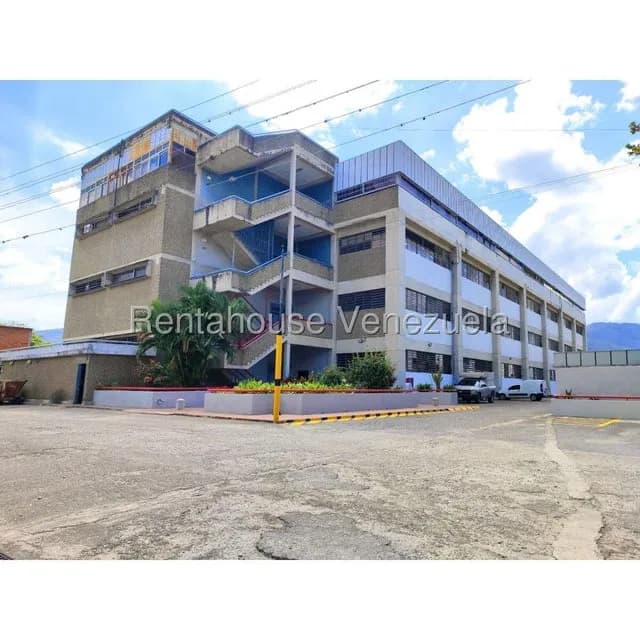 Comercial (Local Comercial) en Venta en El Marques, Miranda
