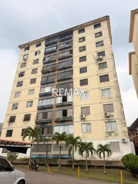Apartamento. Alquiler. Ferrero Tamayo