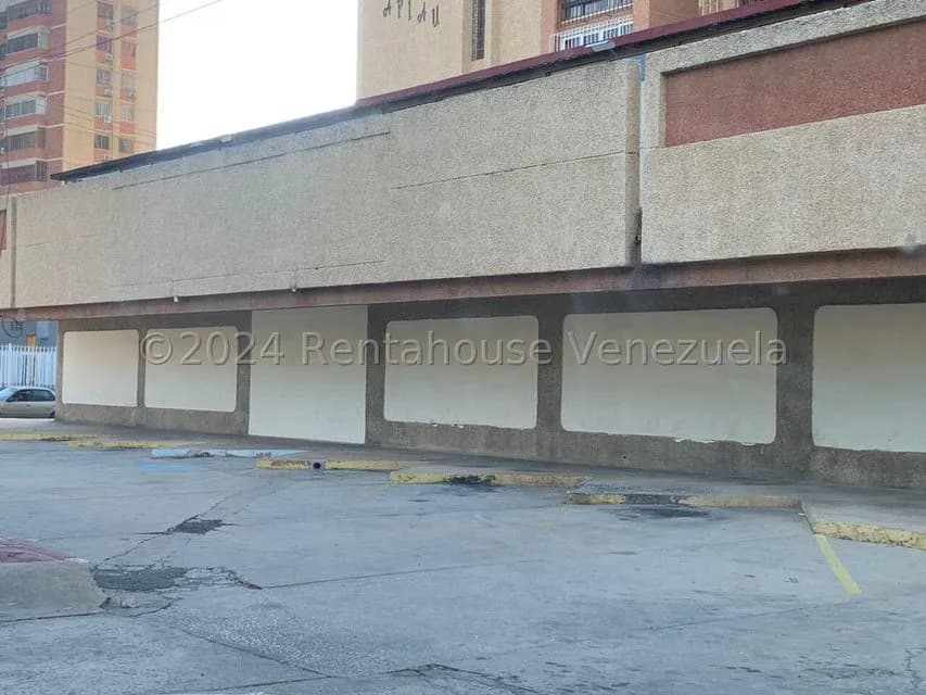 Comercial (Local Comercial) en Venta en Avenida Bella Vista, Zulia