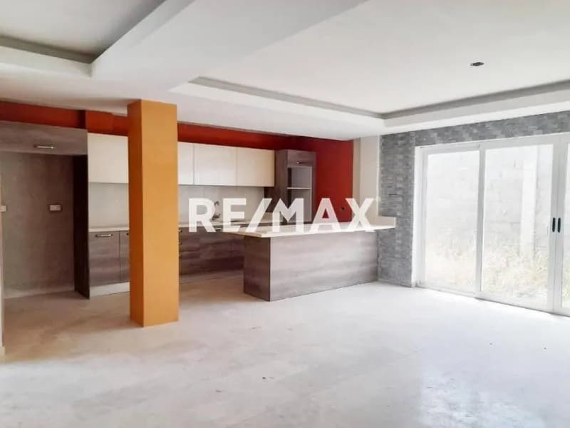 En Venta Linda Casa en Urbanismo Privado Coro Estado Falcón