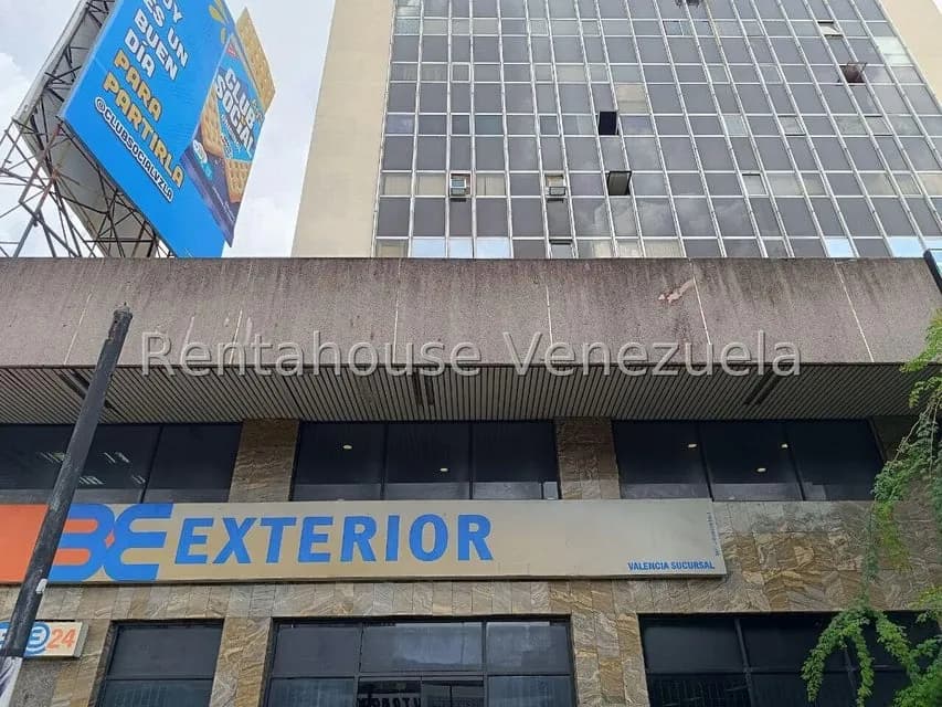 Comercial (Oficina) en Venta en Avenida Bolivar Norte, Carabobo