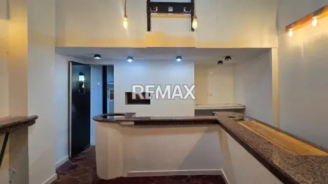 ALQUILER LOCAL COMERCIAL. CENTRO COMERCIAL CRISTAL, NAGUANAGUA