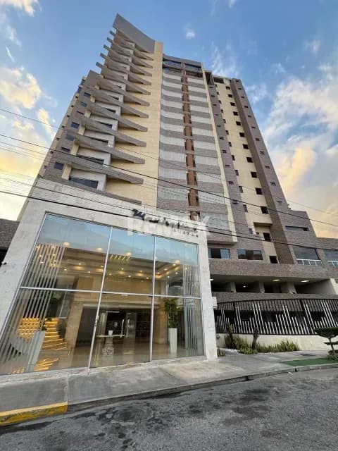 En venta apartamento en Manhattan suites urbanización la soledad