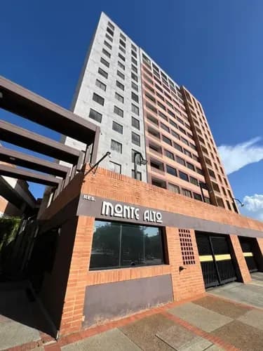 Apartamento En Venta En Mañongo Monte Alto Ls