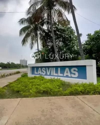 Cgi+ Luxury Lechería Ofrece En Venta. Hermosa Y Moderna Villa Ubicada En Canal Principal.