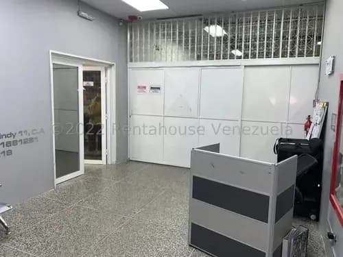 Cs Se Vende Local En Los Ruices 26-11755