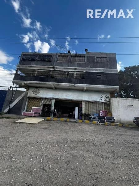 En venta local en el oeste de Barquisimeto