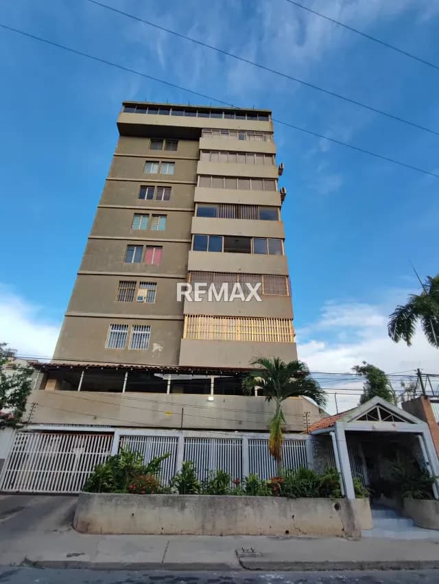 PENTHOUSE EN VENTA COLINAS DEL NEVERI