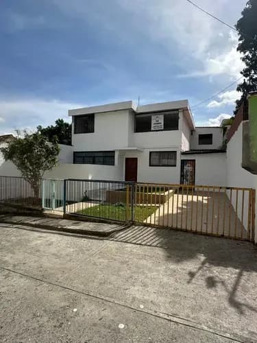 Casa En Venta Guarenas Miranda Sector Pueblo Arriba Plaza De Guarenas