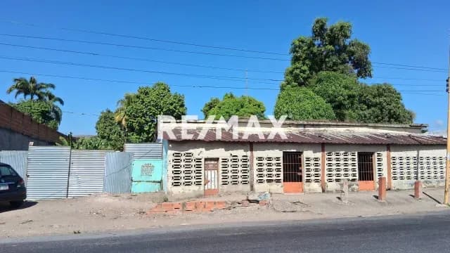 Venta Terreno Av. Aranzazu a 200metros redoma