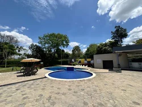Espectacular Casa De 162 M2 De Terreno Con Planta Total Al 100%, Agua De Pozo Constante, Cancha De Beach Tennis Y Club Exclusivo Conjunto Residencial Casa Verde, Urbanización San Diego P- Ind