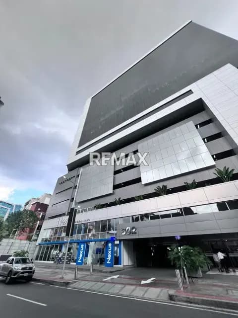 Oficina en venta en Las Mercedes Torre 302