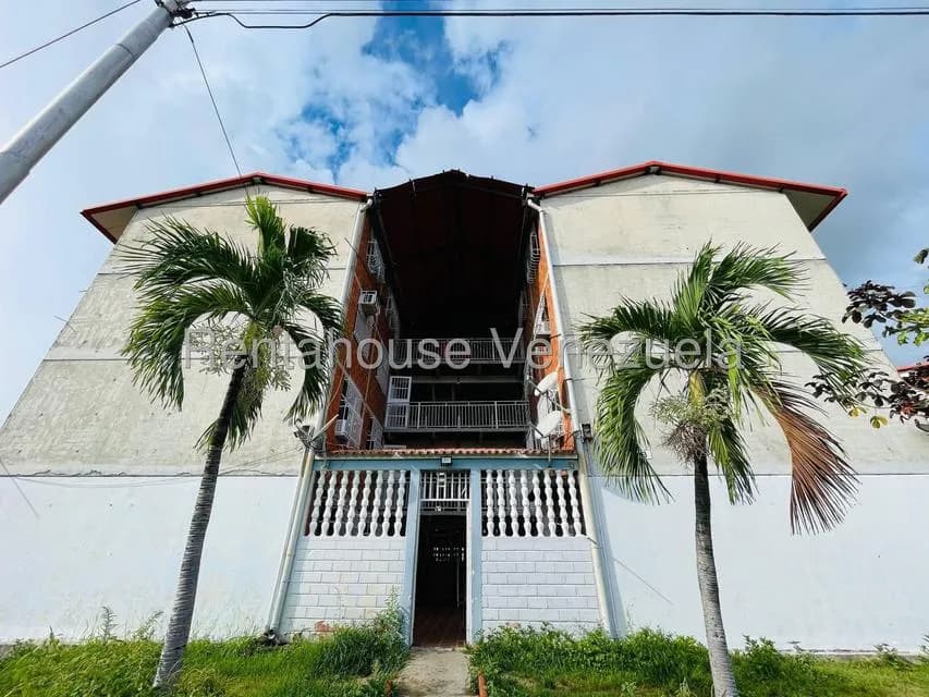 Apartamento (1 Nivel) en Alquiler en Madre Maria, Aragua