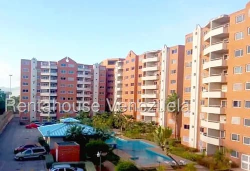 Moderno Apartamento En Playa El Angel Conjunto Los Cayos Construcción De Pocos Años. Jesus