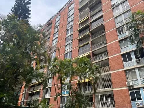 Alquilo Acogedor Apartamento En Campo Alegre. Municipio Chacao. 138 Mts 3d/2b/1pe Rah