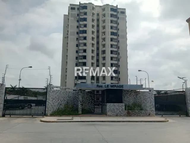 APARTAMENTO EN ALQUILER RESD. LE MIRAGE - BARQUISIMETO