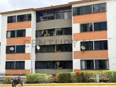 ¡Oportunidad en Los Teques! Apartamento de 75m² de 3H/2B/1PE