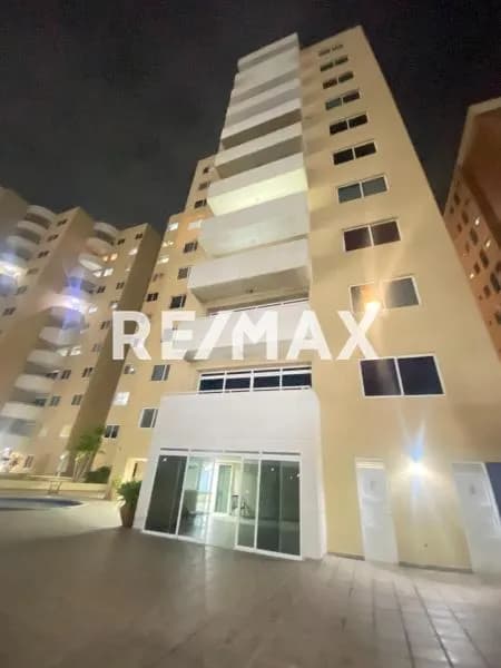 ALQUILER DE APARTAMENTO EN LECHERIA