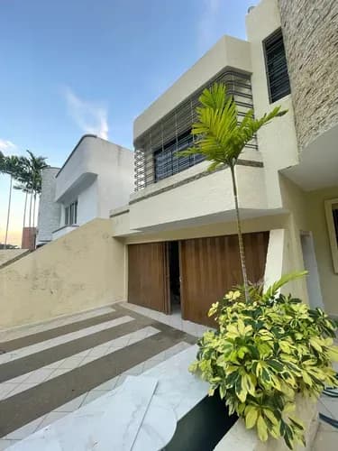 Casa Moderna Lista Para Habitar Urb. Prebo Iii Doble Vigilancia Privada Agua De Pozo Increible Y Calido Clima De Montaña Uñeta Con 218 M2 De Construcción. Rg