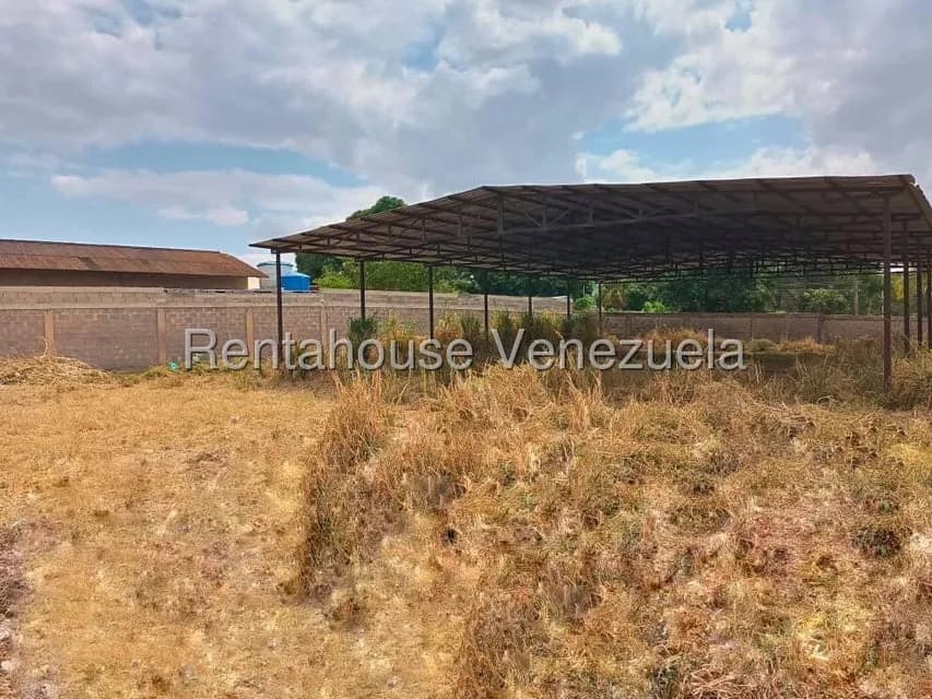 Terreno (Industrial) en Venta en La Arboleda, Guarico