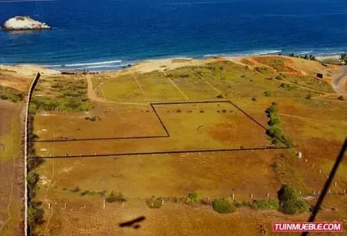 Terreno Playa El Agua A Pocos Metros De La Playa